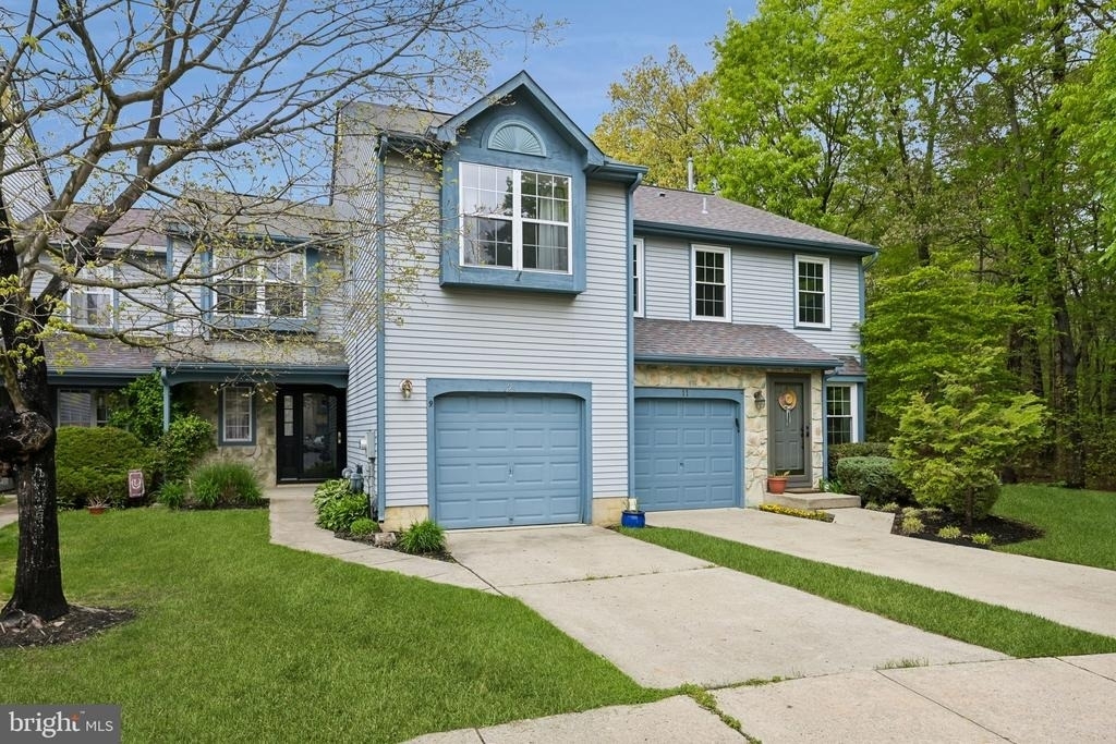 9 Miniver Court - Photo 0