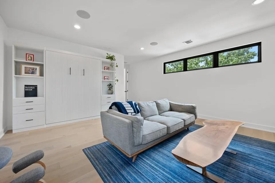 1204 Brentwood St - Photo 25