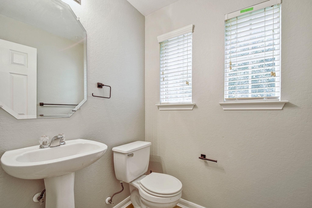 1030 Birdsong Ln - Photo 13