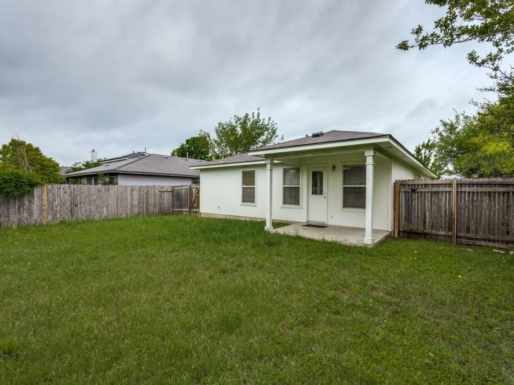 105 Loryn Dr - Photo 11