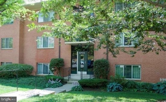 10432 Rockville Pike - Photo 0