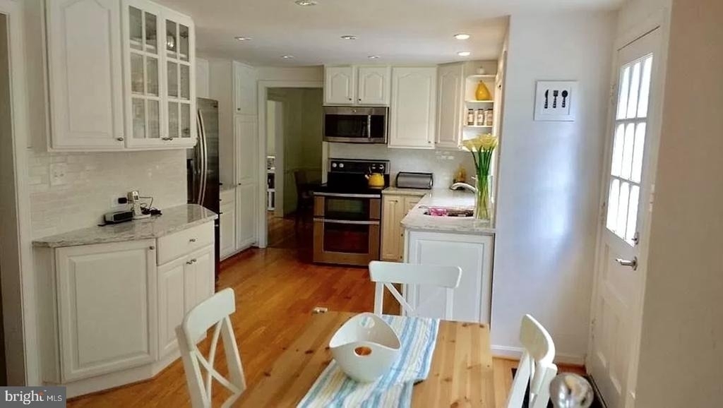 1849 Greenplace Terrace - Photo 8