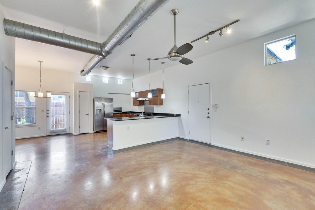 3808 Menchaca Rd - Photo 3