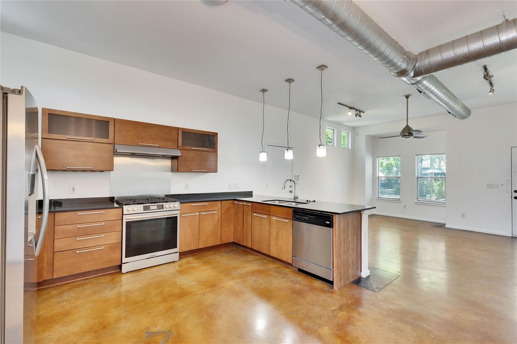 3808 Menchaca Rd - Photo 5