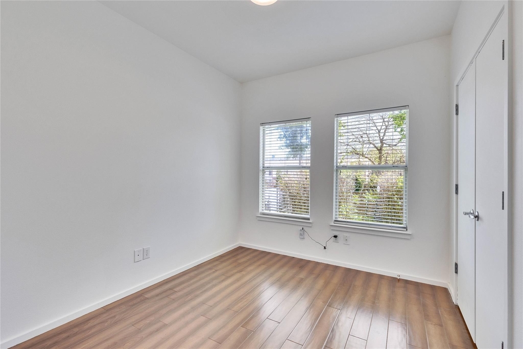 3808 Menchaca Rd - Photo 19