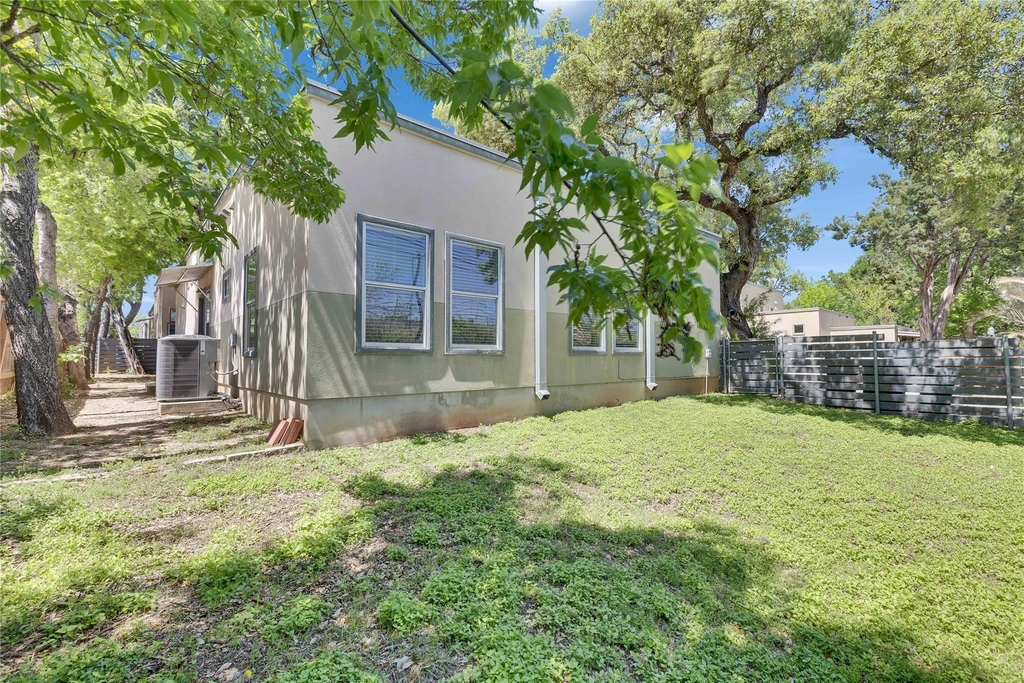3808 Menchaca Rd - Photo 26