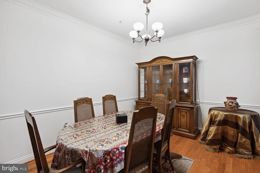 6005 Helmsman Way - Photo 15