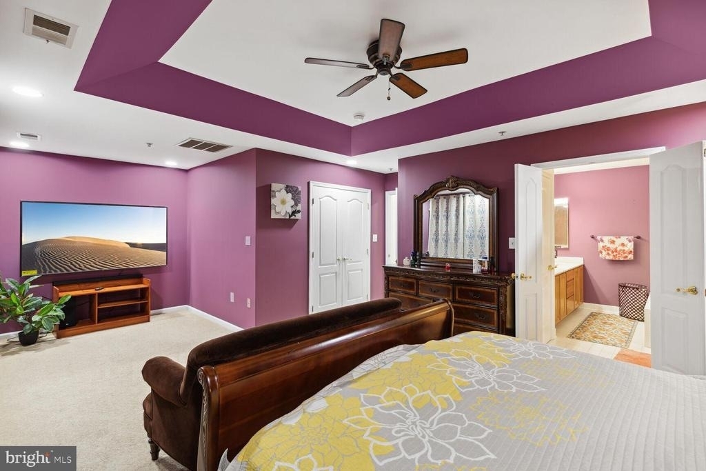 6005 Helmsman Way - Photo 20