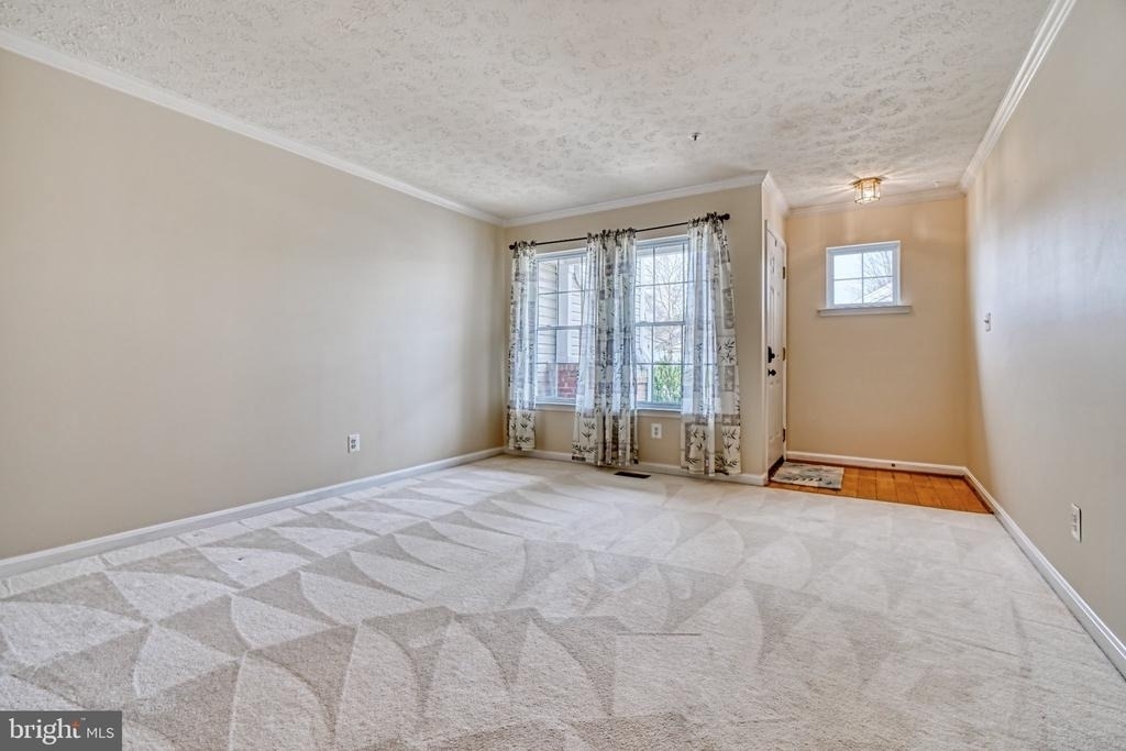 206 Colgate Drive - Photo 10