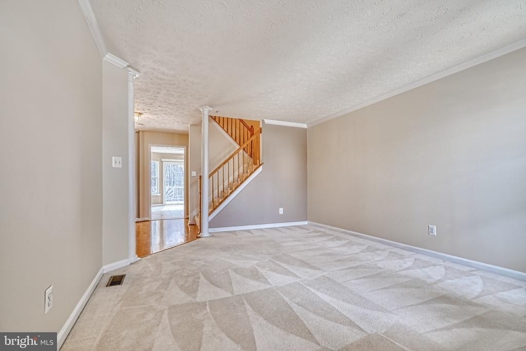206 Colgate Drive - Photo 9