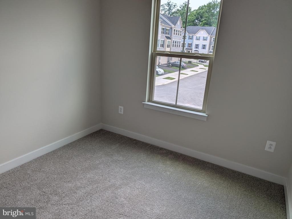 9711 Klamath Court - Photo 10