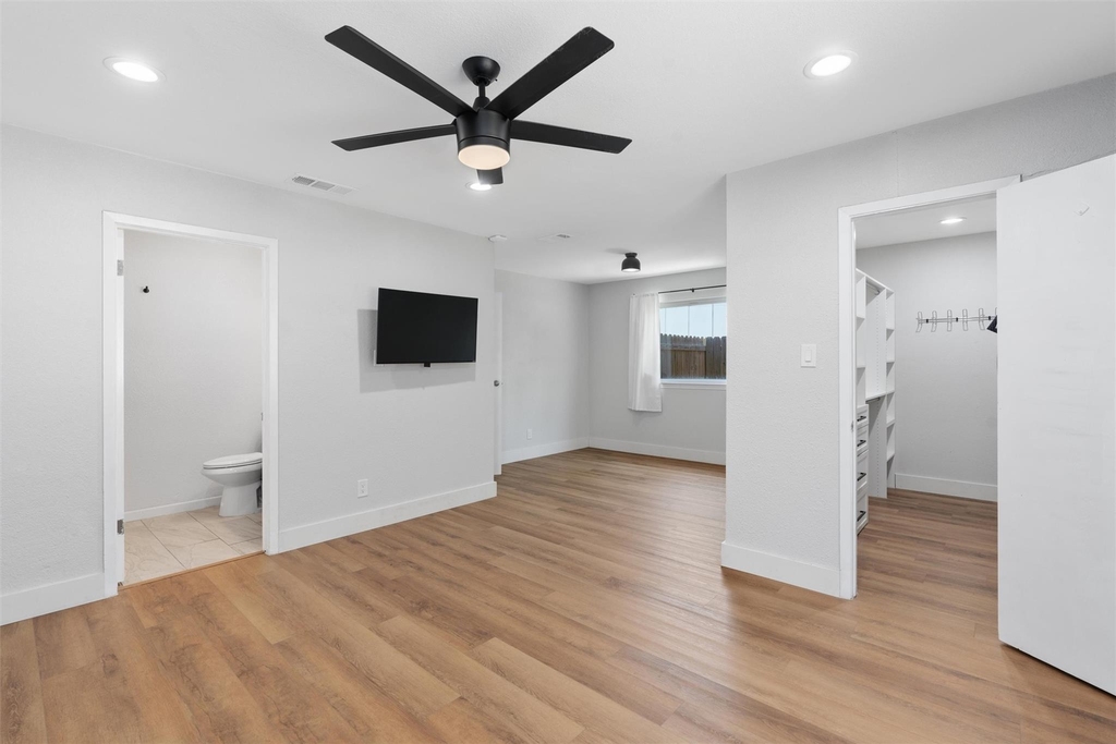 7806 Woodcroft Dr - Photo 13