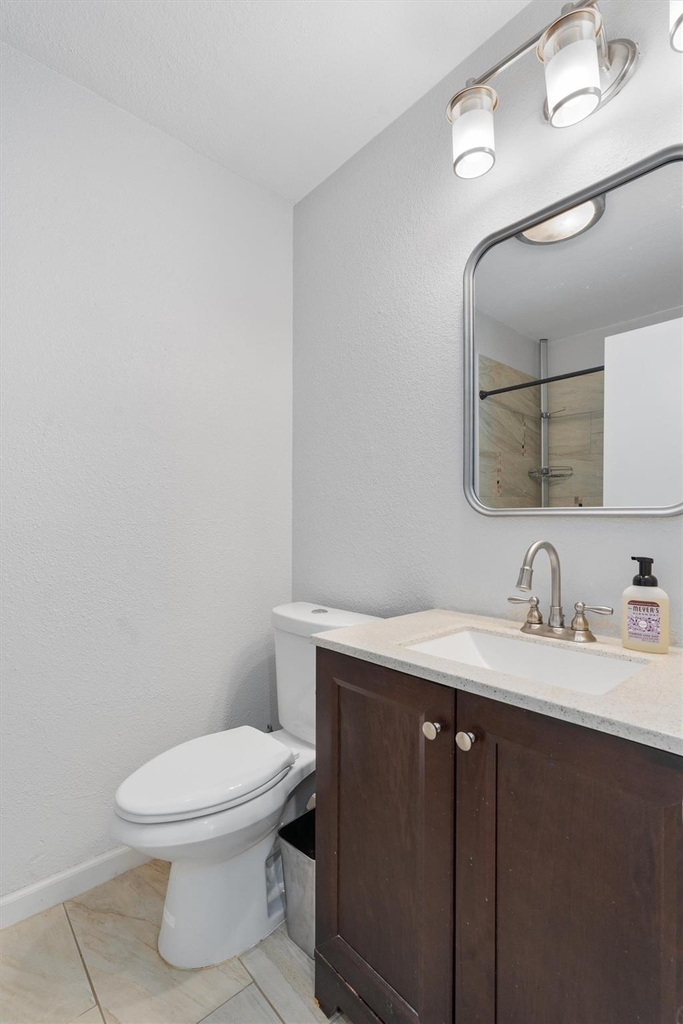 7806 Woodcroft Dr - Photo 14