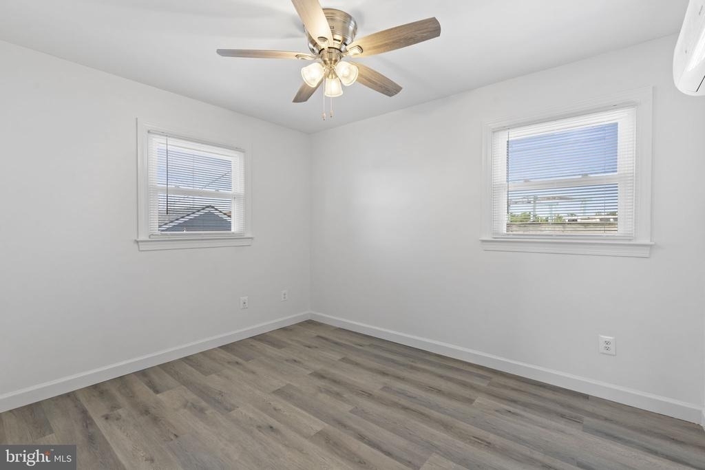 7212 Bay Front Road - Photo 15