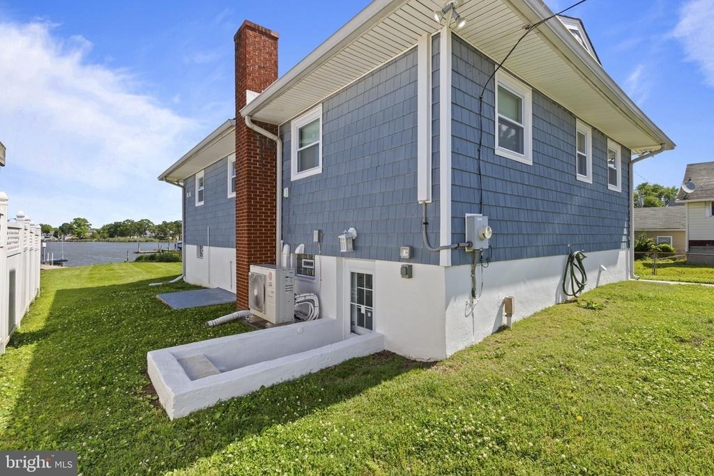 7212 Bay Front Road - Photo 30