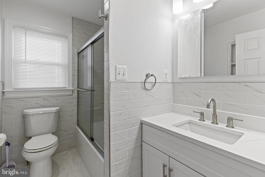 7212 Bay Front Road - Photo 19