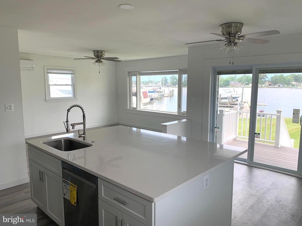 7212 Bay Front Road - Photo 11