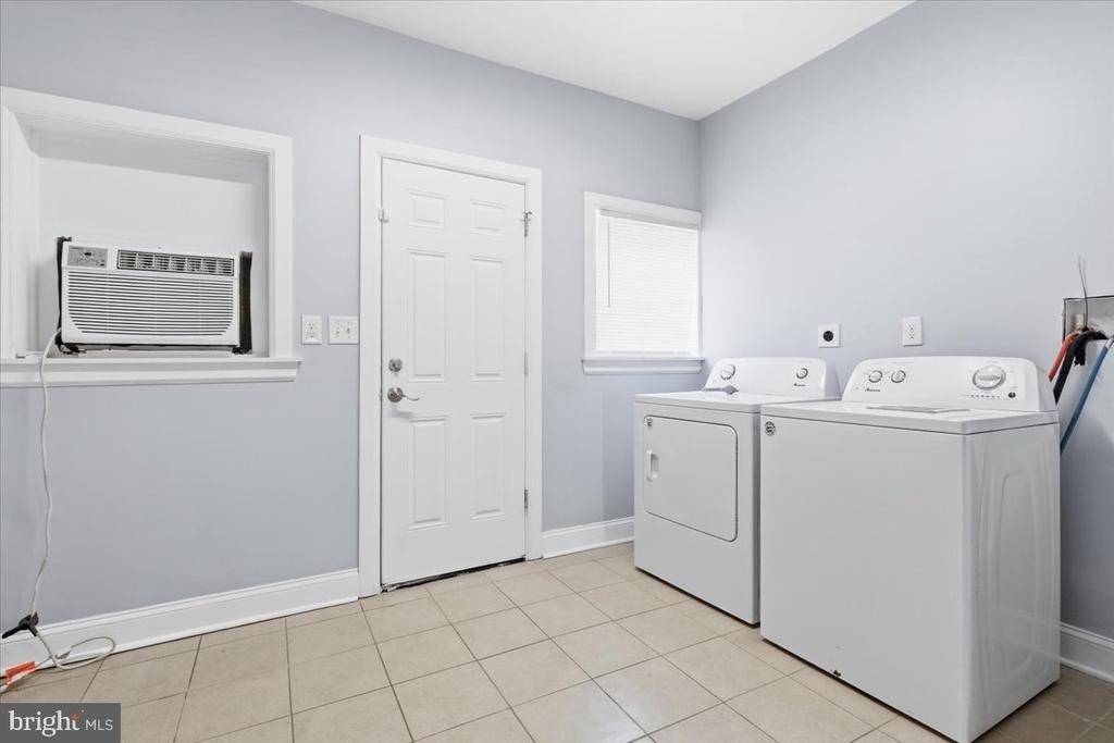 2907 Mcelderry Street - Photo 12
