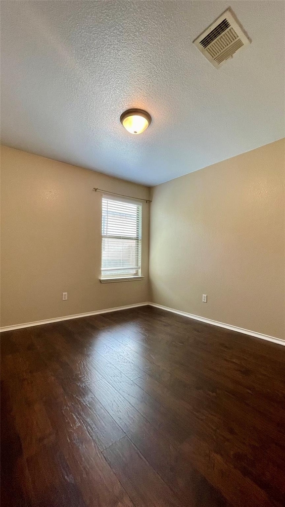 317 Leanne Dr - Photo 13