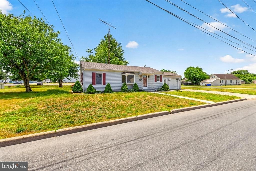 101 E Liberty Street - Photo 4