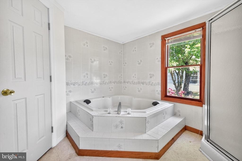 101 E Liberty Street - Photo 21
