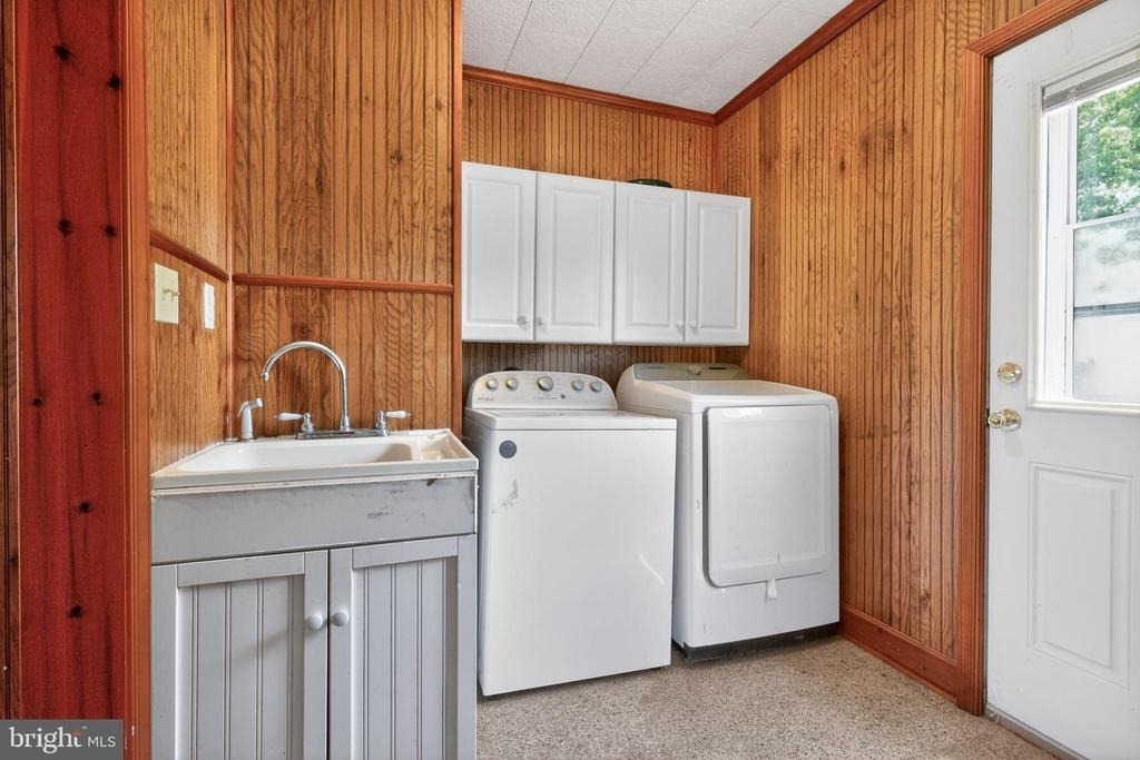 101 E Liberty Street - Photo 18