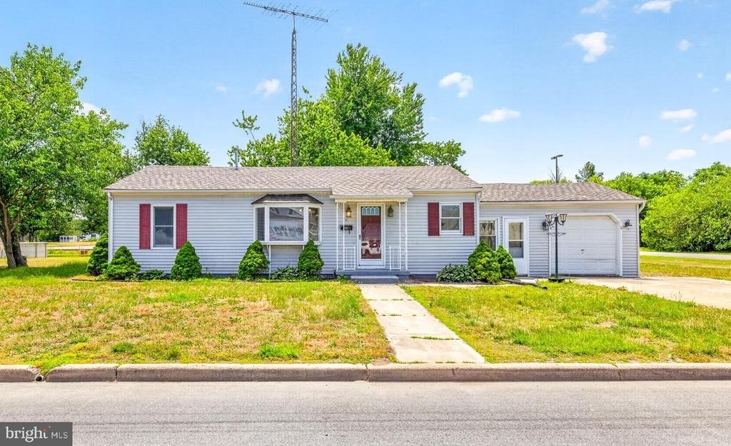 101 E Liberty Street - Photo 3