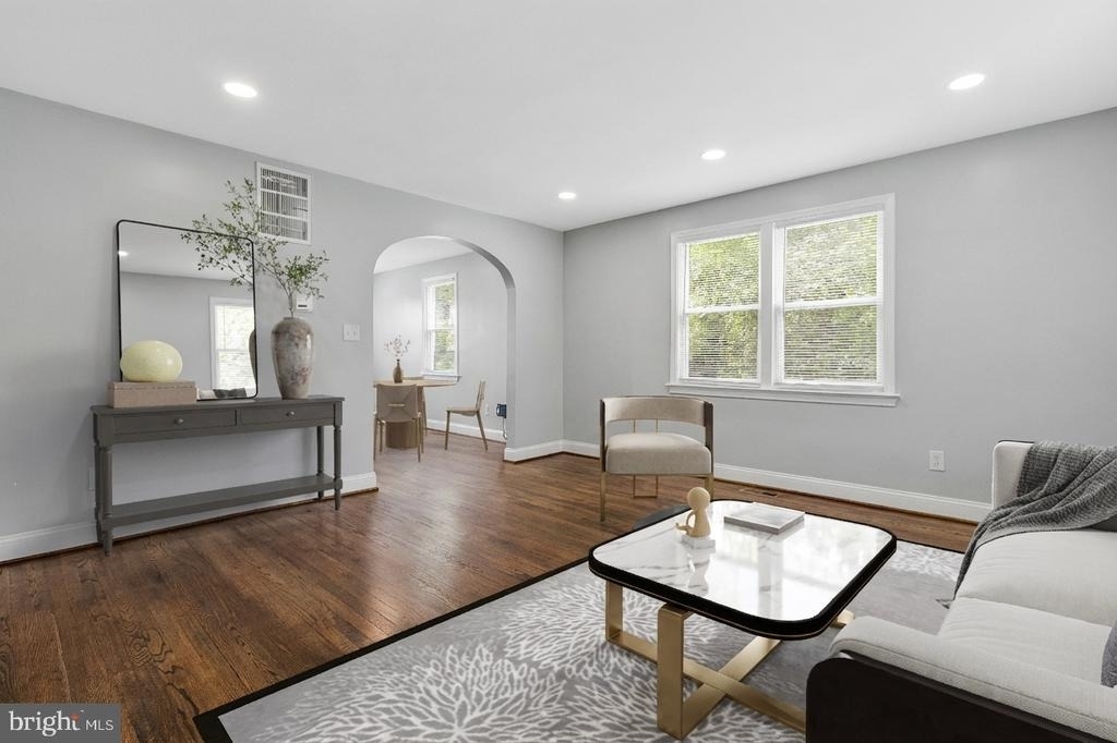 19 Atlantic Street Se - Photo 5