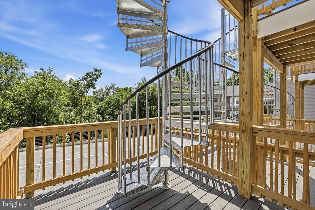2534 Elvans Road Se - Photo 46