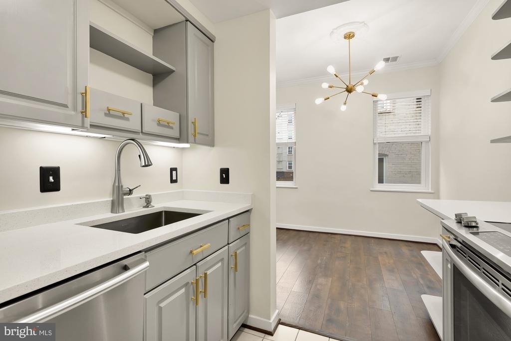 2114 N Street Nw - Photo 19
