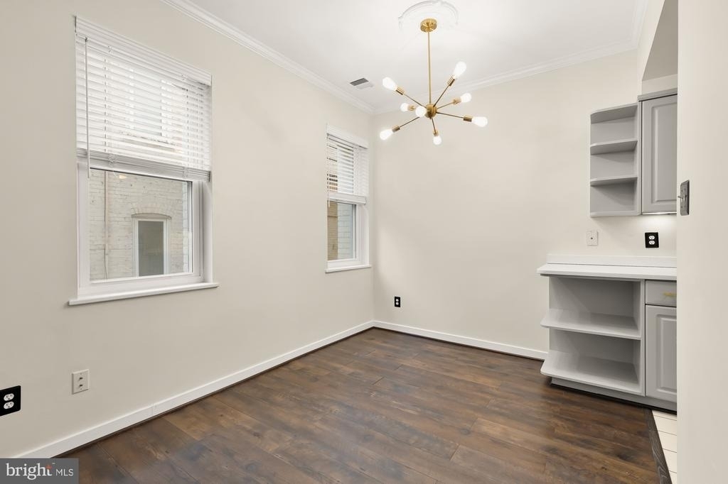 2114 N Street Nw - Photo 12