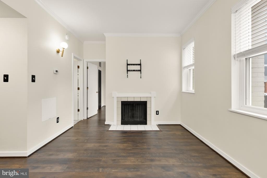 2114 N Street Nw - Photo 8