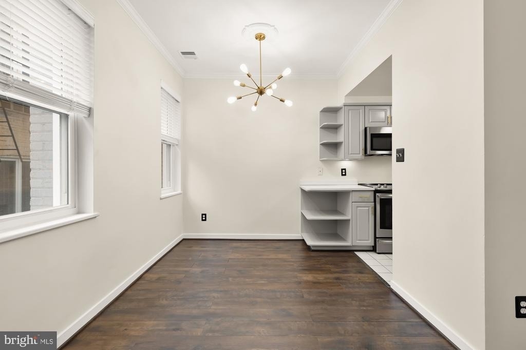 2114 N Street Nw - Photo 11