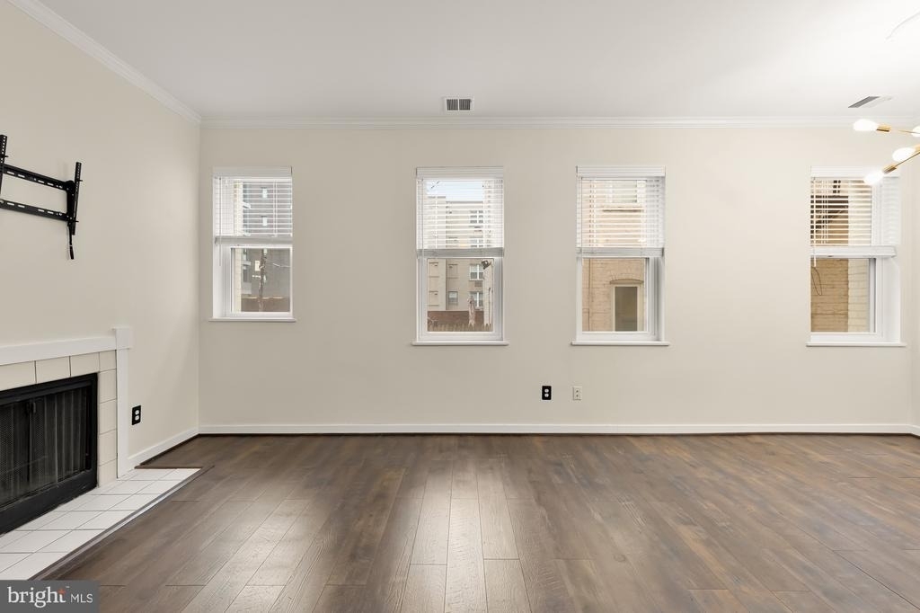 2114 N Street Nw - Photo 3