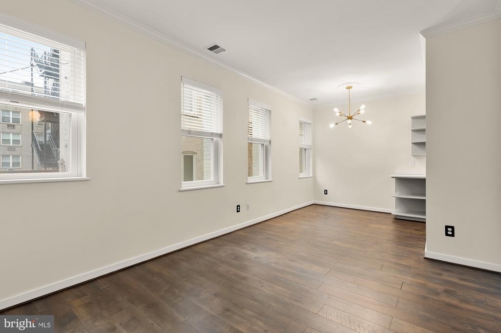 2114 N Street Nw - Photo 4