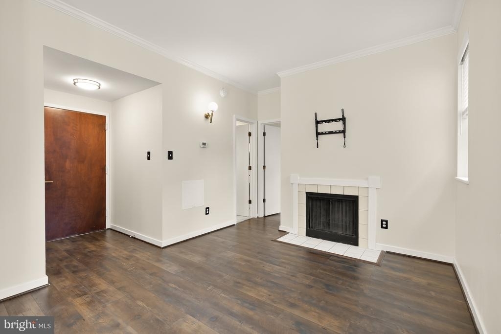 2114 N Street Nw - Photo 7