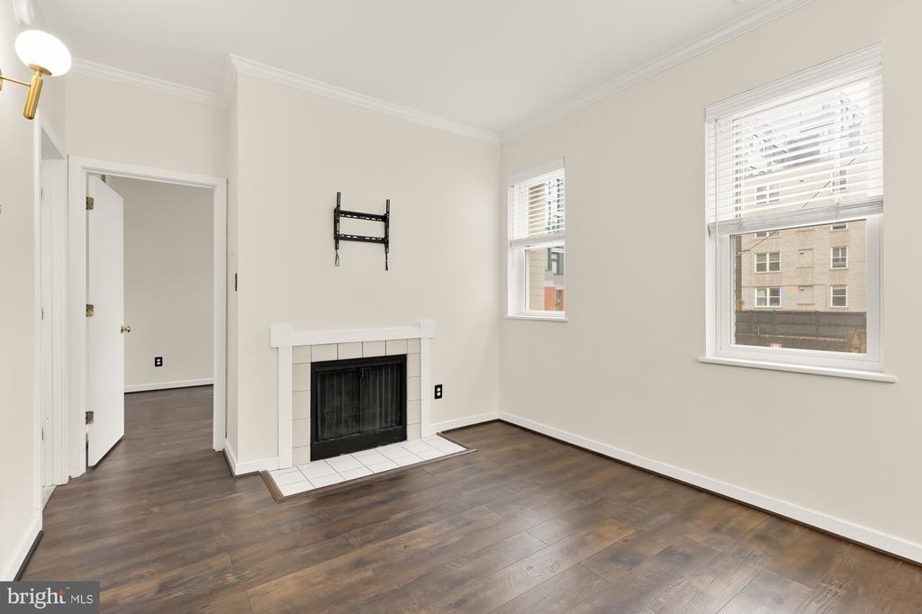2114 N Street Nw - Photo 9