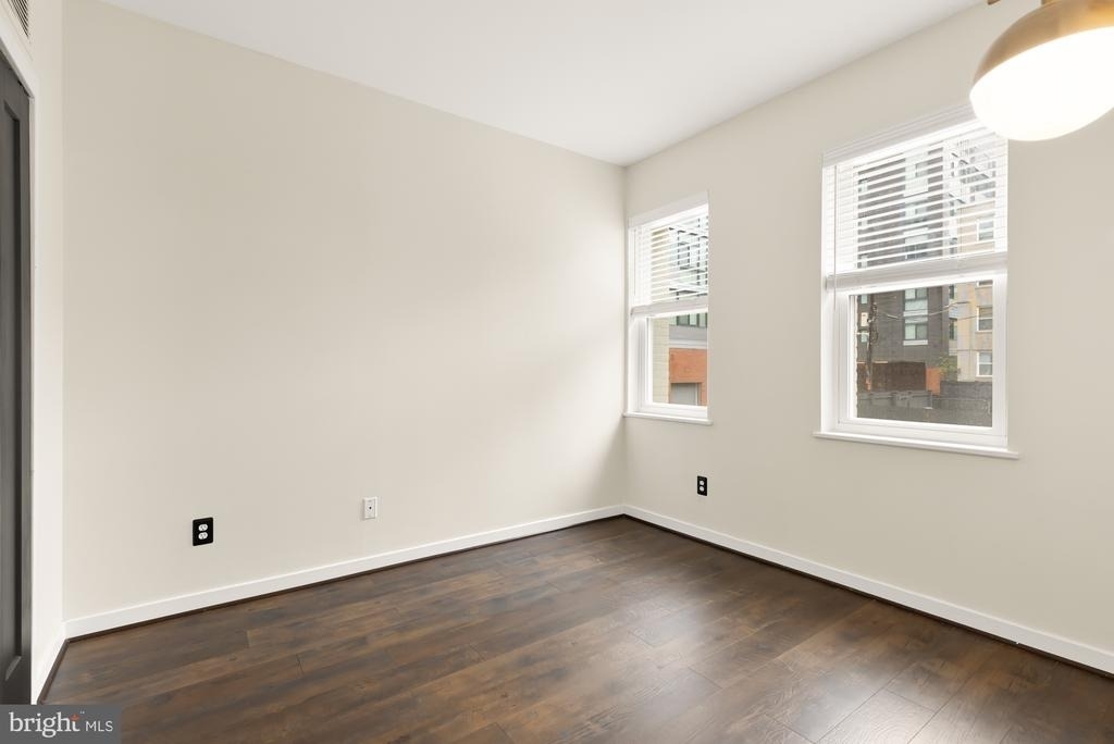 2114 N Street Nw - Photo 22