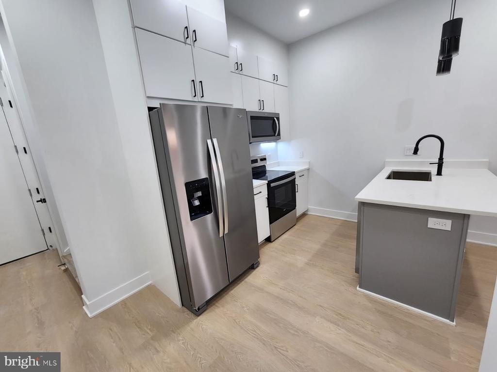 4905 Georgia Avenue Nw - Photo 2