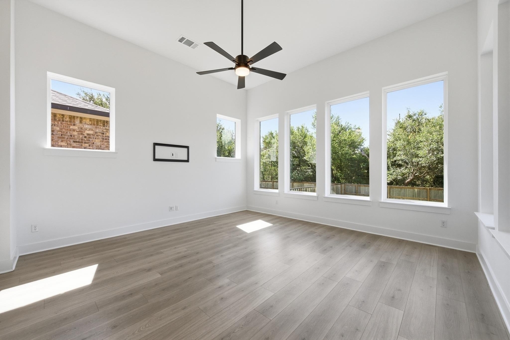 2308 Sawdust Dr - Photo 9