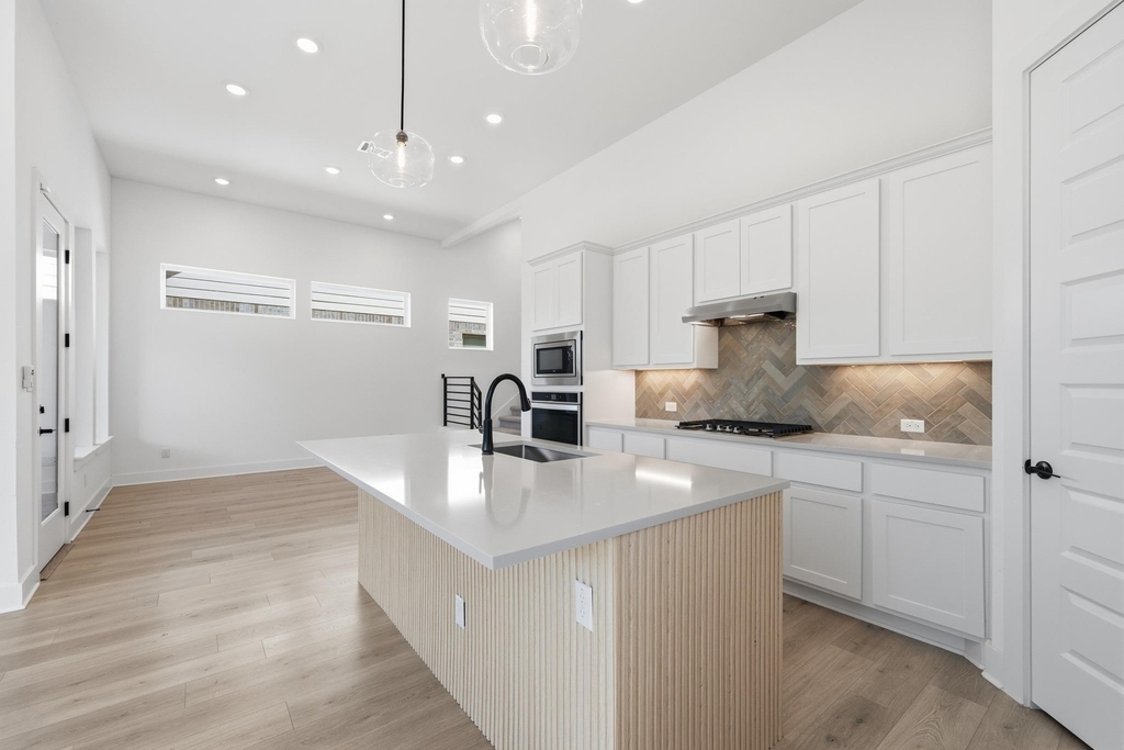 2308 Sawdust Dr - Photo 7