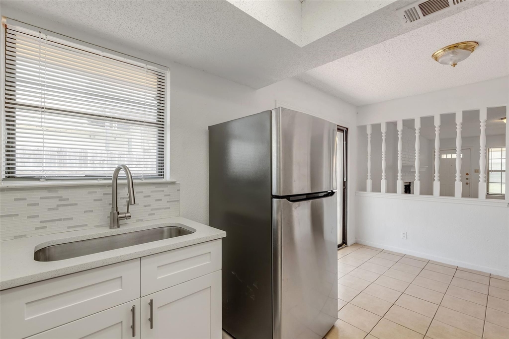 9604 Night Star Dr - Photo 6