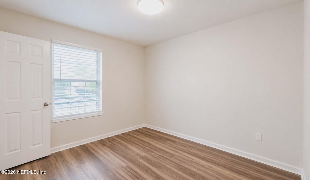 8514 Kona Avenue - Photo 3