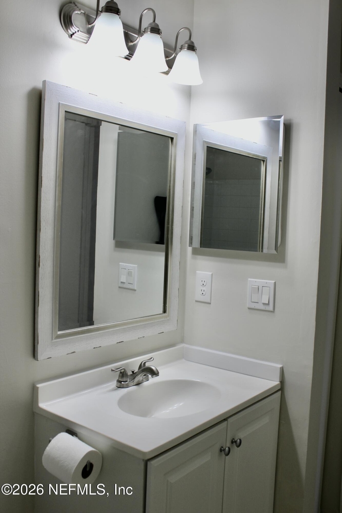 10178 Geni Hill Circle N - Photo 5