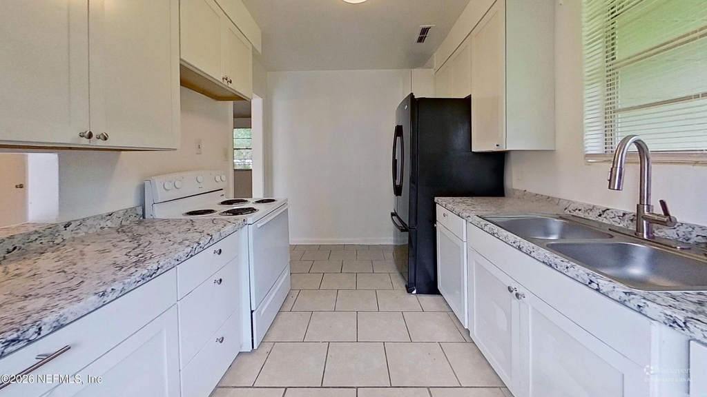 7104 Waikiki Road - Photo 5