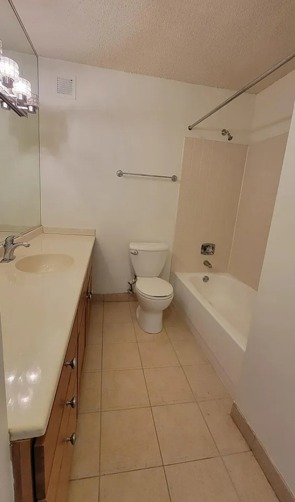 30 E Huron Street - Photo 8