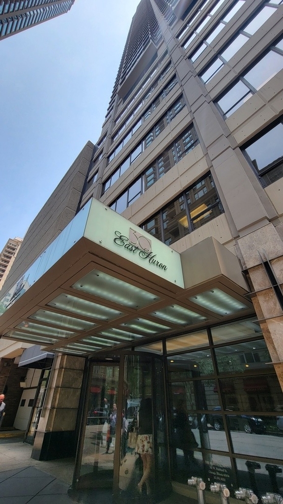 30 E Huron Street - Photo 26