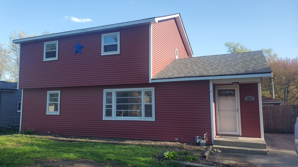 4517 Parkway Avenue - Photo 0