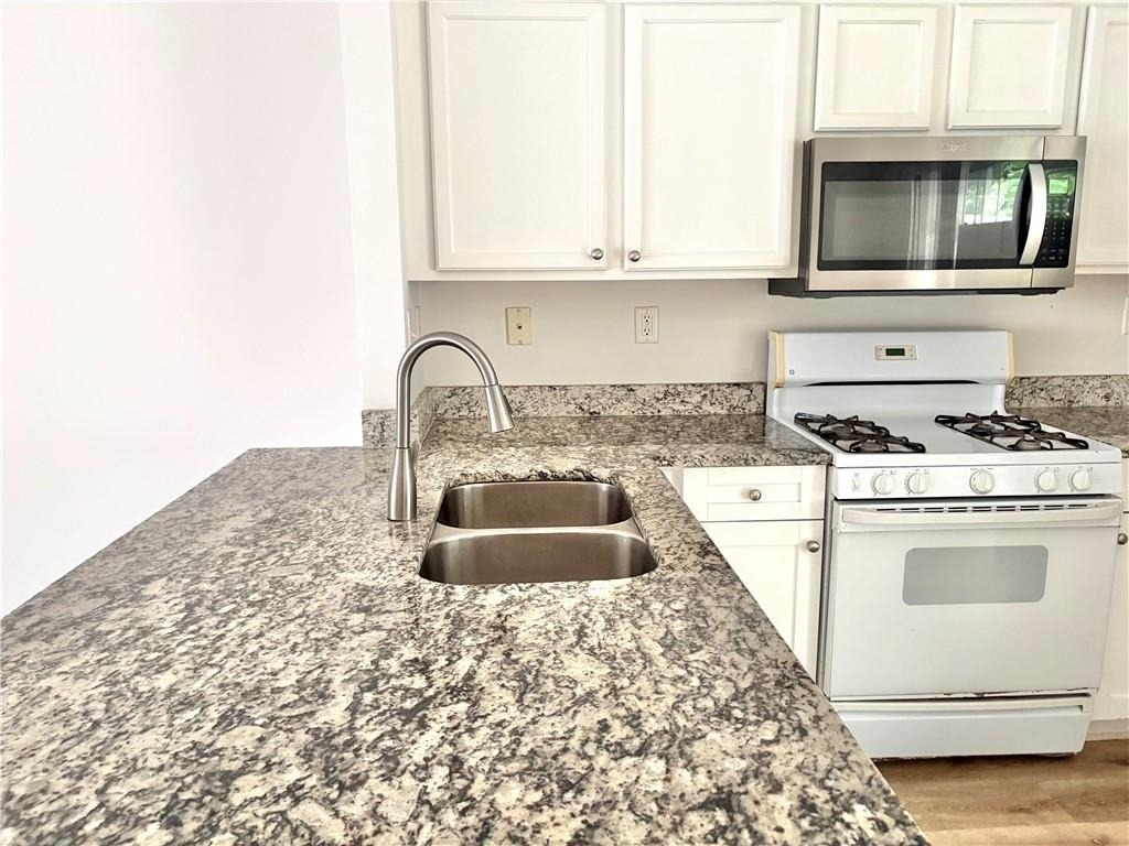 1581 Cove Creek Circle - Photo 5