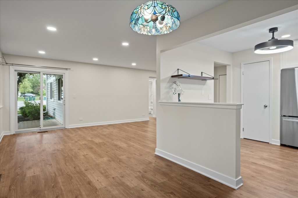 251 Appletree Court - Photo 6